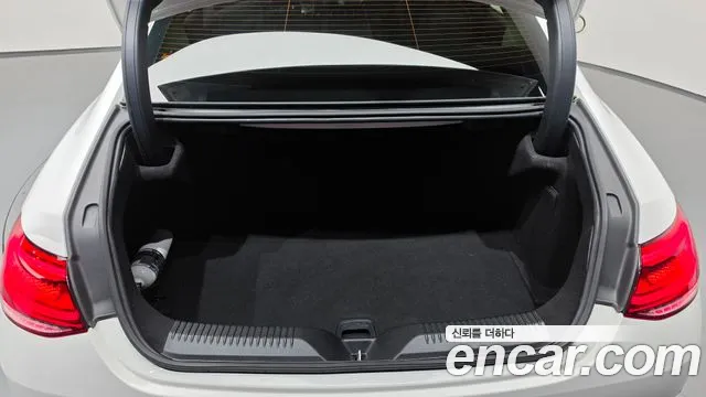 Mercedes-Benz CLS-Class — фото 18