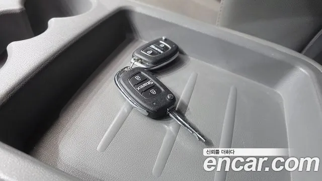 Hyundai Starex — фото 17