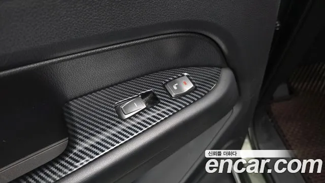 KG_Mobility_Ssangyong Rexton — фото 18