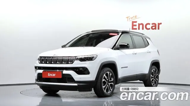 Jeep Compass — фото 1