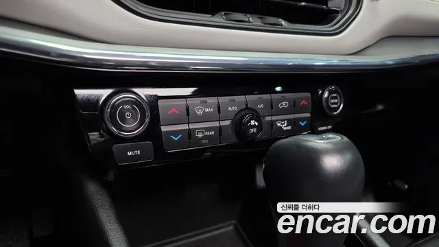 Jeep Compass — фото 29