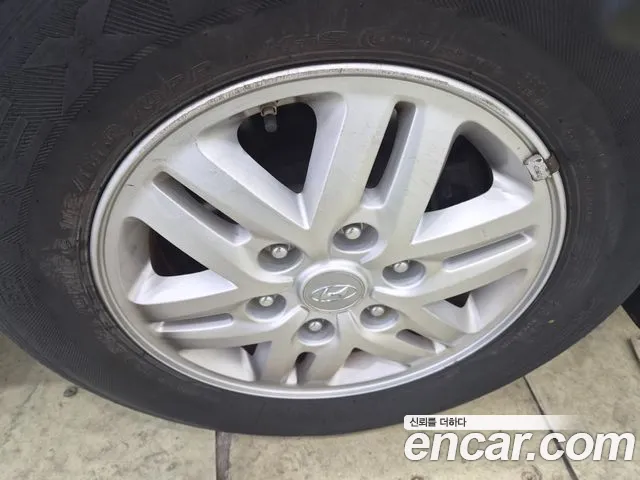 Hyundai Starex — фото 13