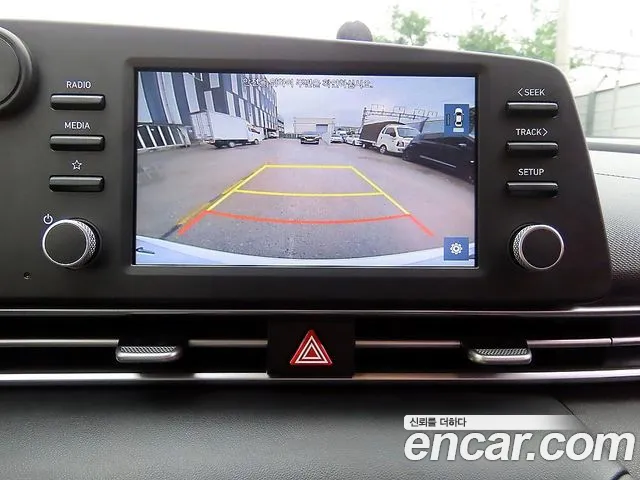 Hyundai Avante — фото 17