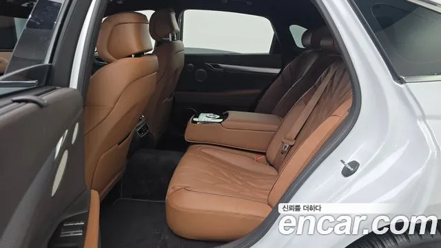 Genesis G80 — фото 12