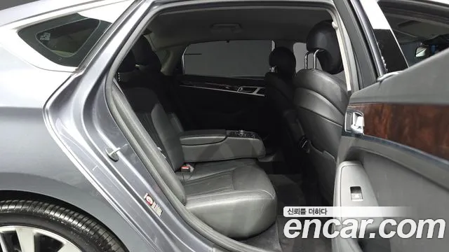 Hyundai Genesis — фото 11