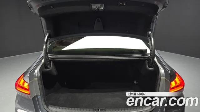 Hyundai Genesis — фото 32