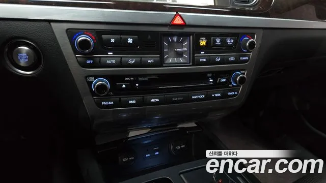 Hyundai Genesis — фото 33