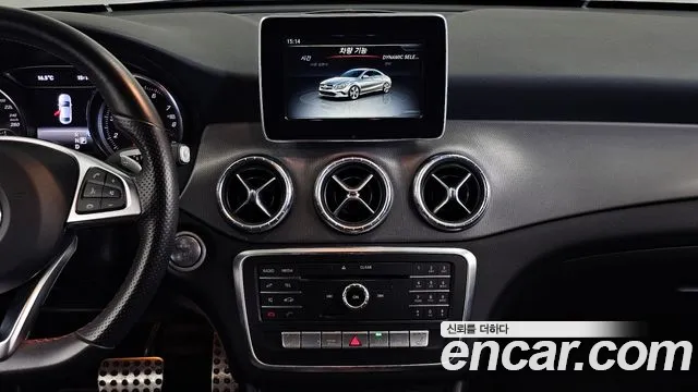 Mercedes-Benz CLA-Class — фото 14