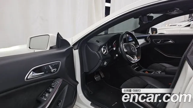 Mercedes-Benz CLA-Class — фото 10