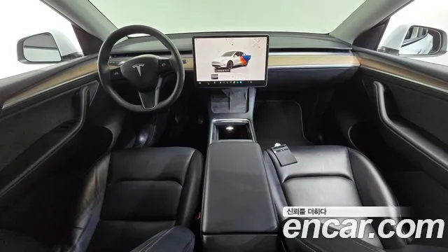 Tesla Model Y — фото 7