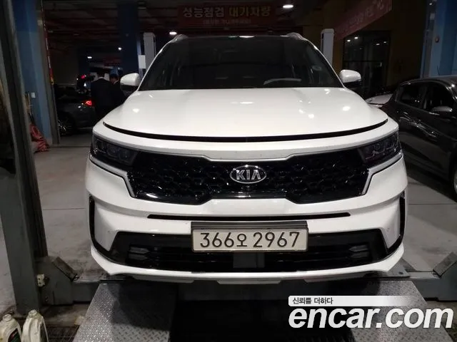 Kia Sorento — фото 1