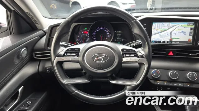 Hyundai Avante — фото 13