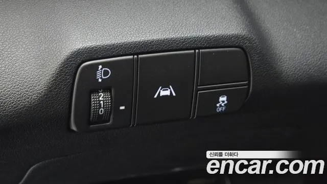 Hyundai Avante — фото 15