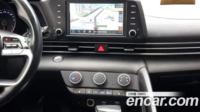 Hyundai Avante — фото 20