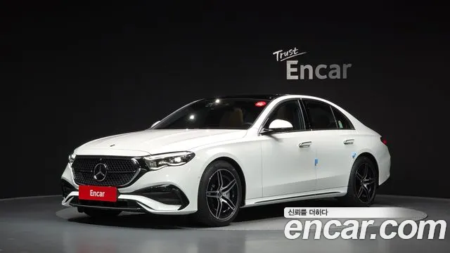 Mercedes-Benz E-Class — фото 1