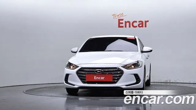 Hyundai Avante — фото 3