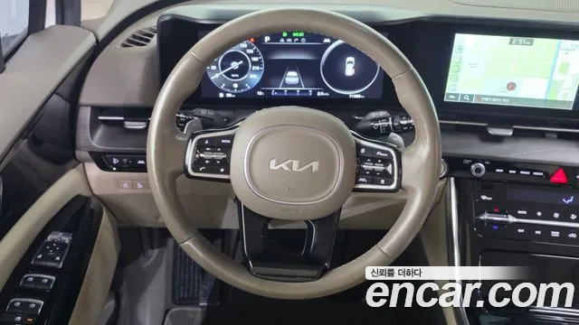 Kia Carnival — фото 13