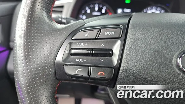 Hyundai Avante — фото 18