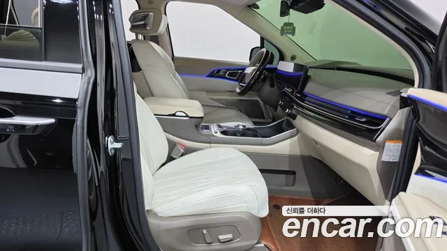 Kia Carnival — фото 26