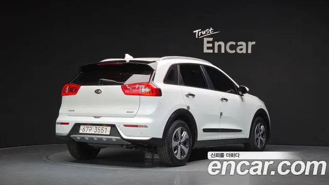 Kia Niro — фото 2
