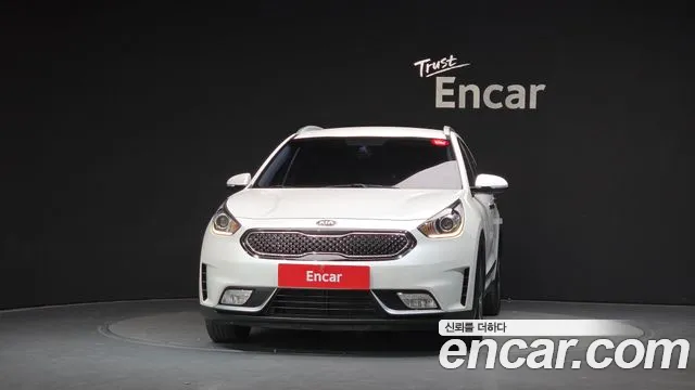 Kia Niro — фото 3
