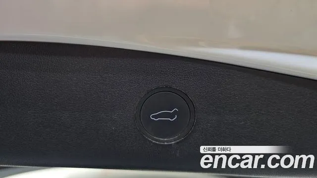 Tesla Model 3 — фото 16
