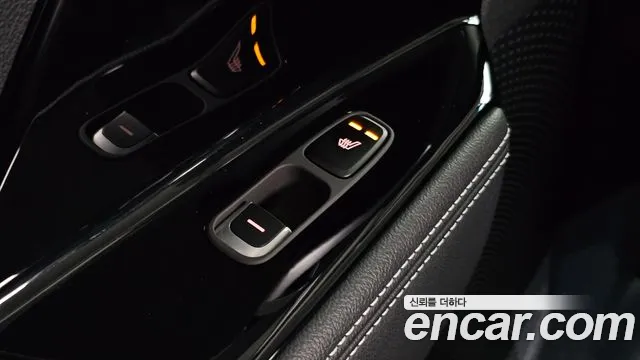 Kia Niro — фото 27
