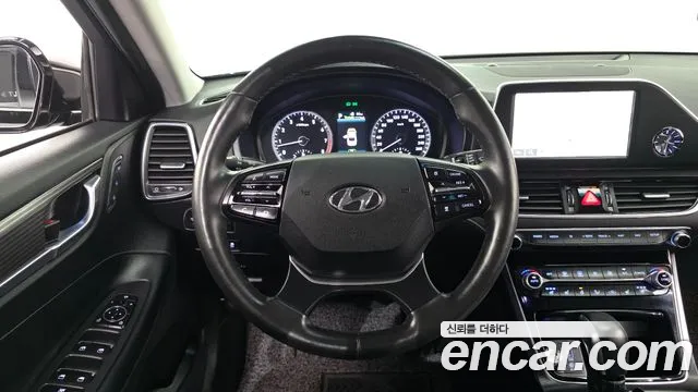 Hyundai Grandeur — фото 12