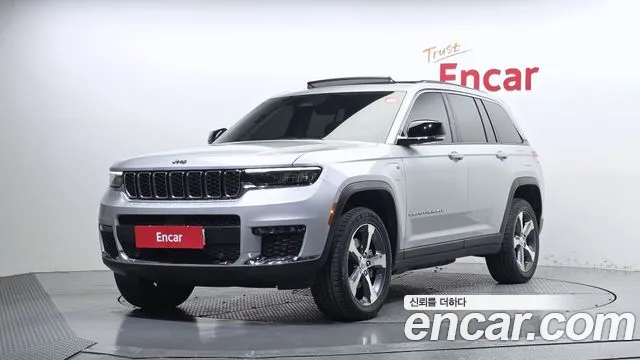 Jeep Cherokee — фото 1