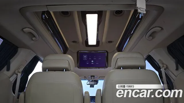 Kia Carnival — фото 15