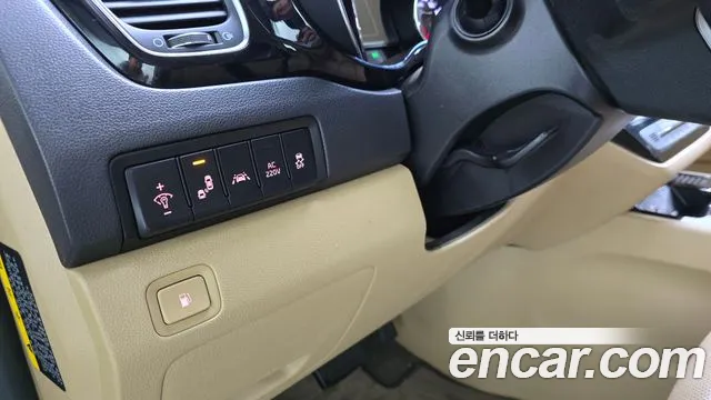 Kia Carnival — фото 19