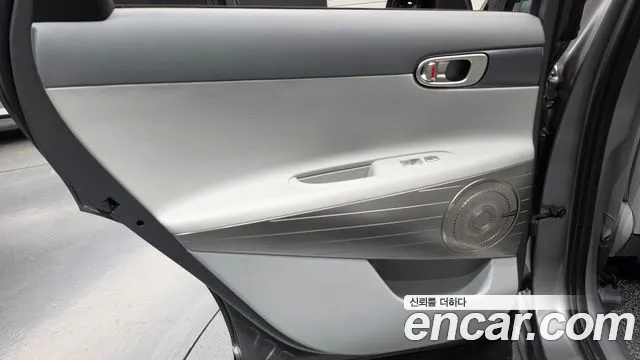 Hyundai Nexo — фото 25