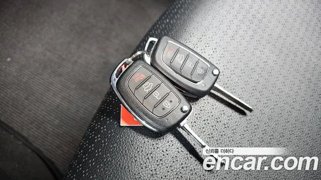 Hyundai Avante — фото 18
