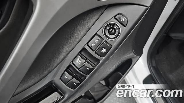 Hyundai Avante — фото 28