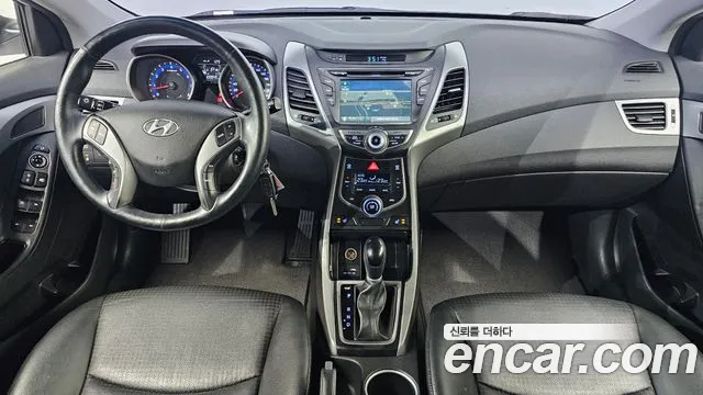 Hyundai Avante — фото 7