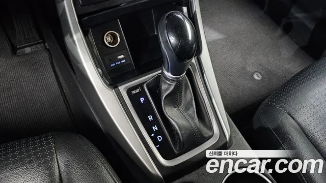 Hyundai Avante — фото 9