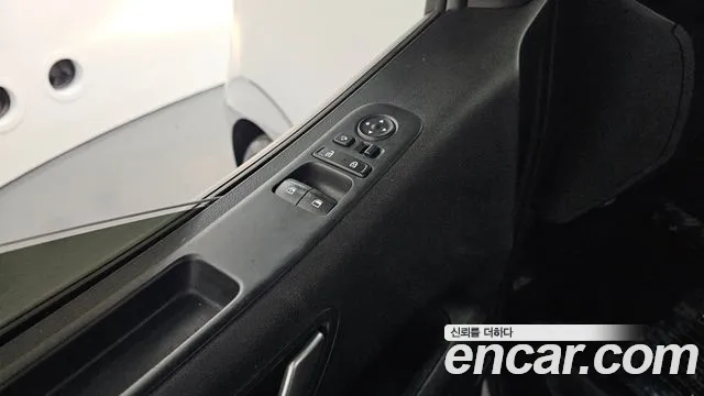 Hyundai Staria — фото 12