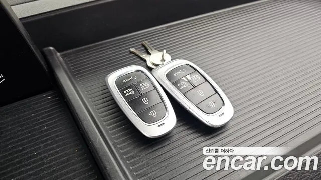 Hyundai Staria — фото 18