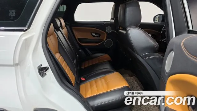 Land Rover Range Rover Evoque — фото 11
