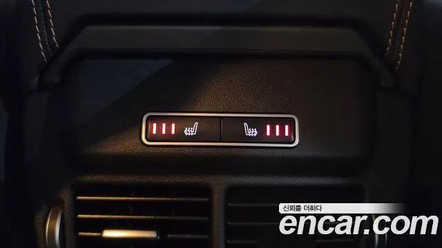 Land Rover Range Rover Evoque — фото 19