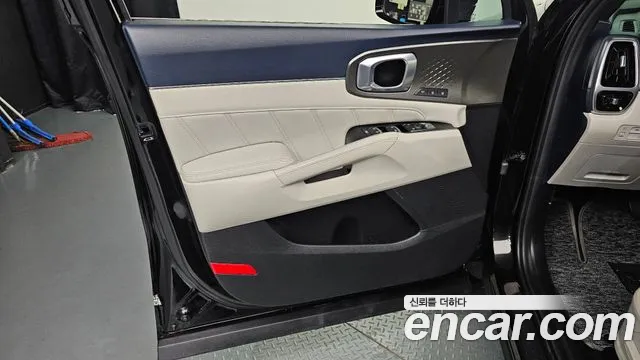 Kia Sorento — фото 24