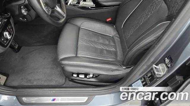 BMW 5-Series — фото 18