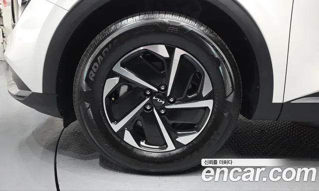 Kia Sportage — фото 5