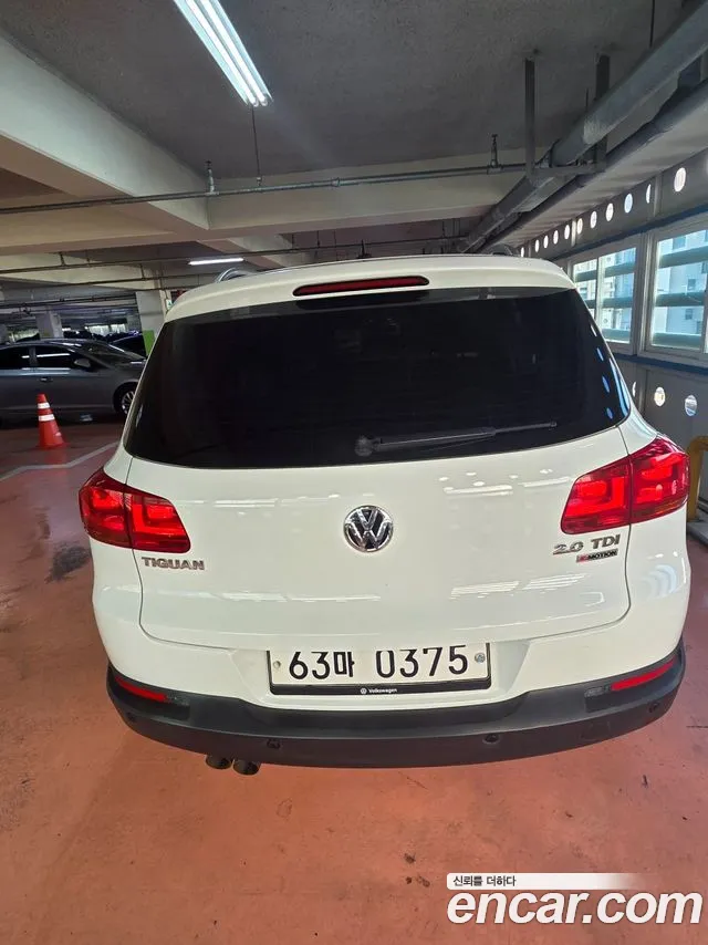 Volkswagen Tiguan — фото 4