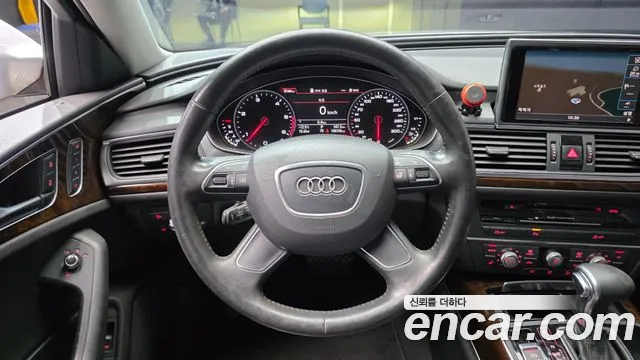 Audi A6 — фото 13