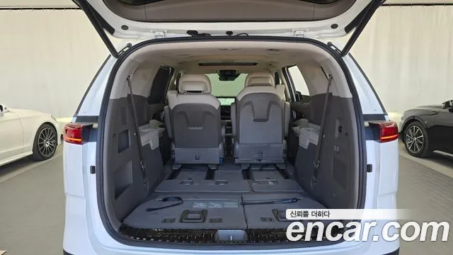 Kia Carnival — фото 27