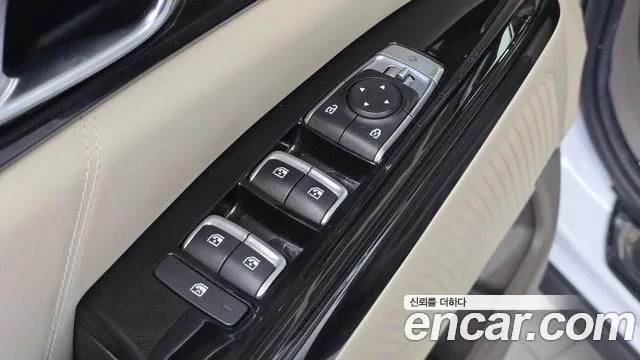 Kia Carnival — фото 33