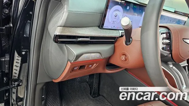 Genesis GV80 — фото 16