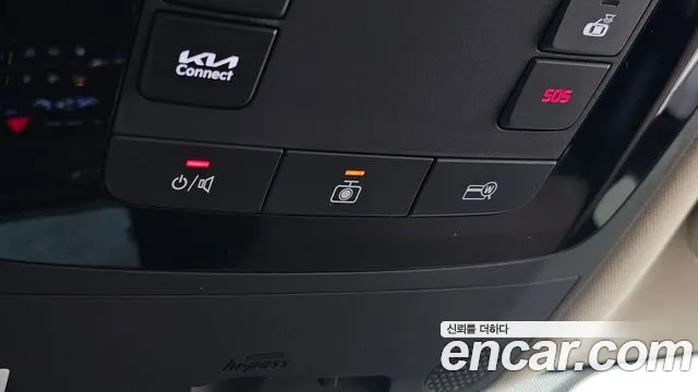 Kia Carnival — фото 17