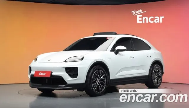Porsche Macan — фото 20